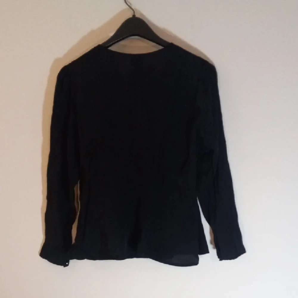 A New Day Women's Long Sleeve Button-Front Top - Picture 7 of 8